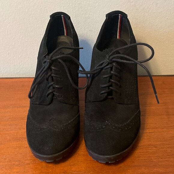 Tommy Hilfiger Black Chunky Heeled Oxfords - Picture 2 of 5